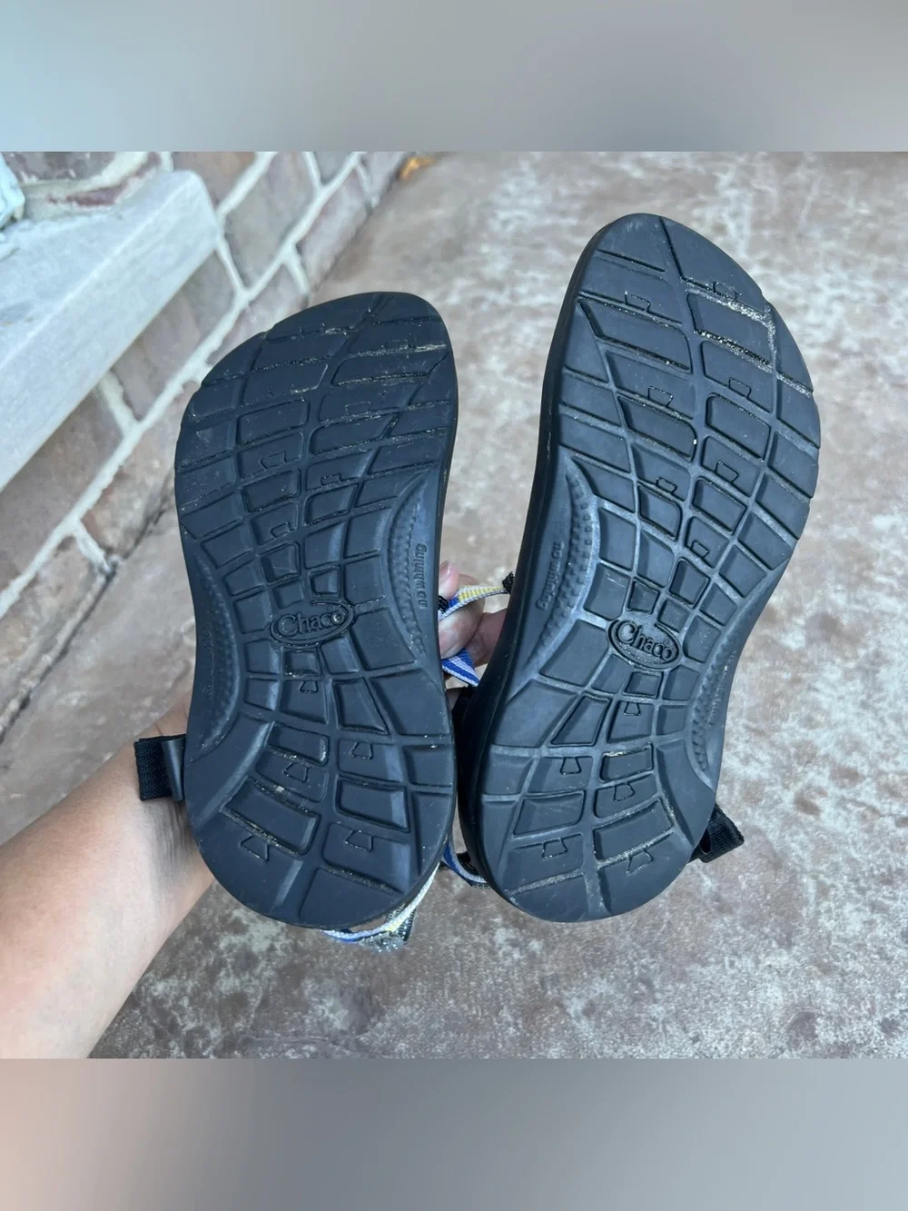 Chaco Kids Sandals in Black with Blue & Yellow Straps Sz 2